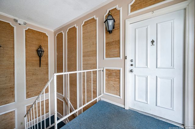 1819 Babcock Rd Apt 704, San Antonio, TX 78229