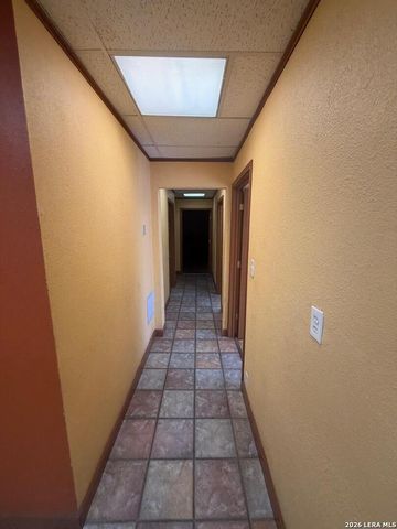 11911 WARFIELD ST, San Antonio, TX 78216