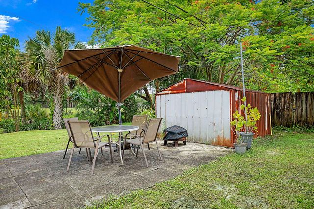 764 Camellia Drive, Royal Palm Beach, FL 33411
