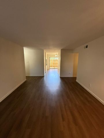 4159 Steck Ave 158, Austin, TX 78759