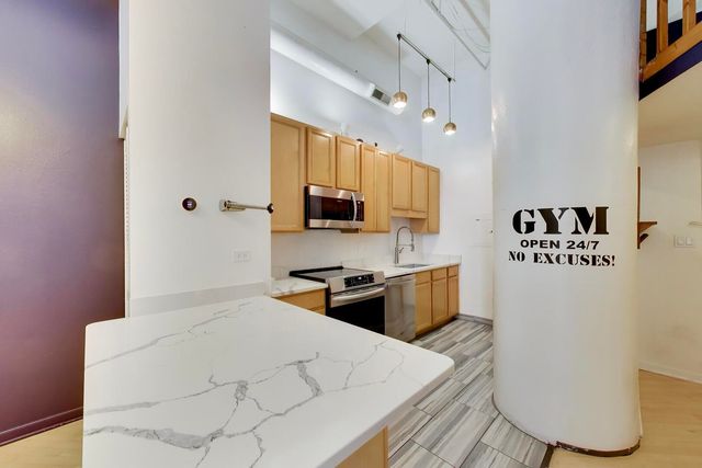 801 S WELLS Street 208, Chicago, IL 60607