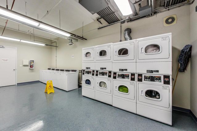 801 S WELLS Street 208, Chicago, IL 60607
