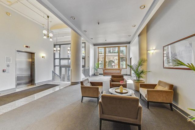 801 S WELLS Street 208, Chicago, IL 60607