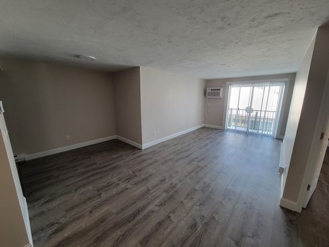 46 Edgeworth 318, Worcester, MA 01605