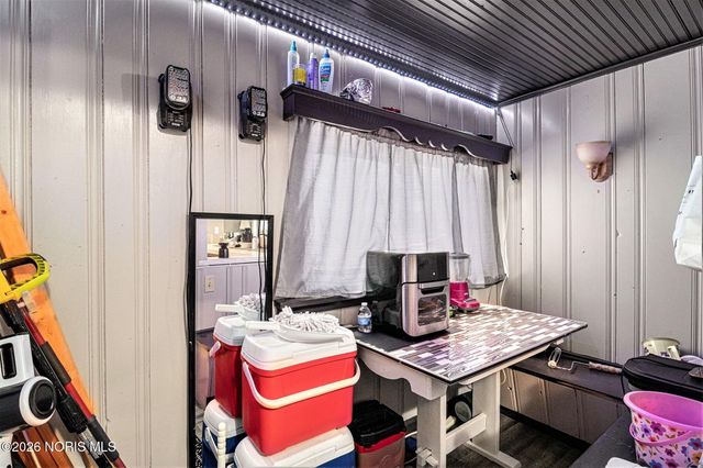 4138 Thornton Avenue, Toledo, OH 43612