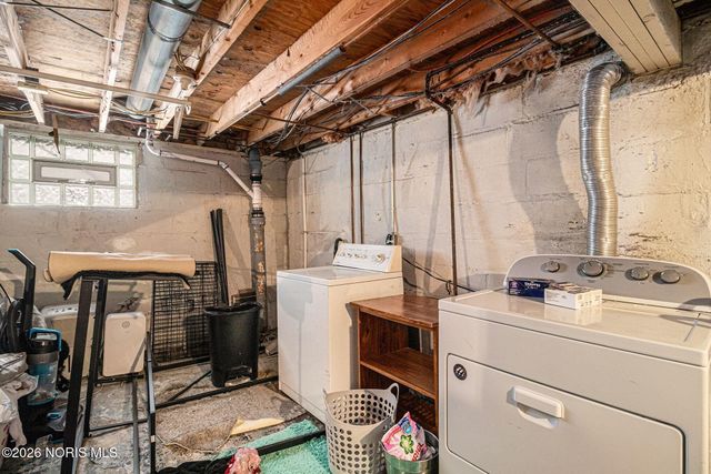 4138 Thornton Avenue, Toledo, OH 43612