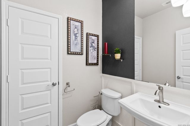 2838 Cliff Canyon, San Antonio, TX 78259