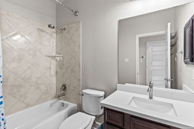2838 Cliff Canyon, San Antonio, TX 78259