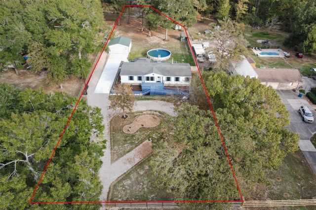 4621 Price Road, Montgomery, TX 77316