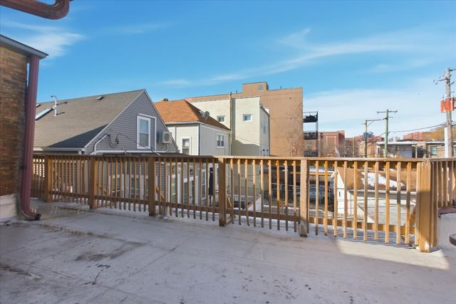 4004 N Bell Avenue 2D, Chicago, IL 60618