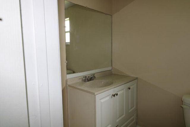 1561 W 11th Street, Riviera Beach, FL 33404