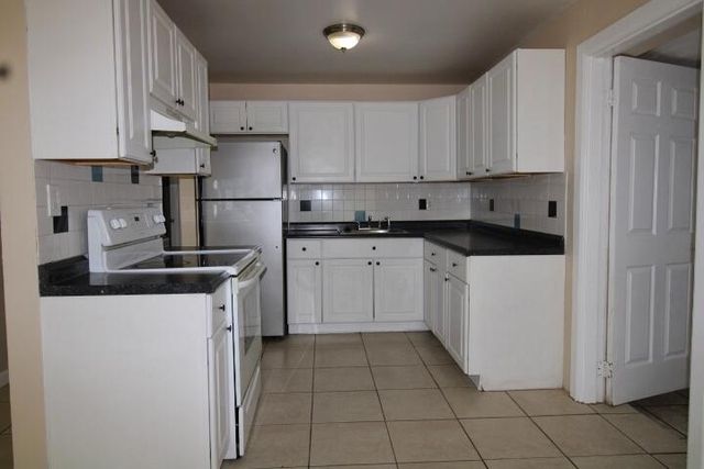 1561 W 11th Street, Riviera Beach, FL 33404