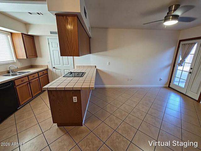 2219 S ROYAL PALM Road, Apache Junction, AZ 85119