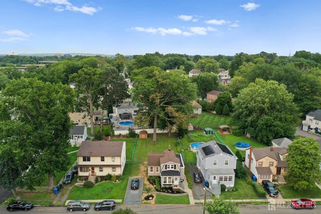 180 cutter Avenue, Fords, NJ 08863