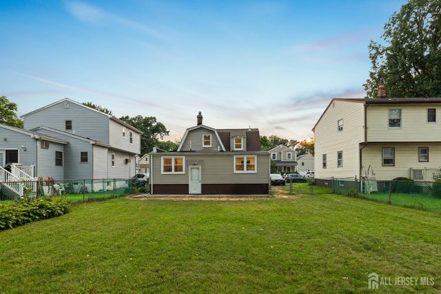 180 cutter Avenue, Fords, NJ 08863