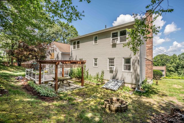 29 Northmont Rd Extension, Bristol, CT 06010