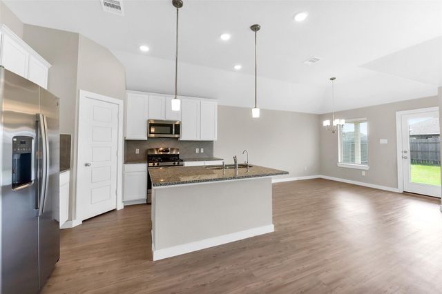 7607 Tramontana Lane, Baytown, TX 77523