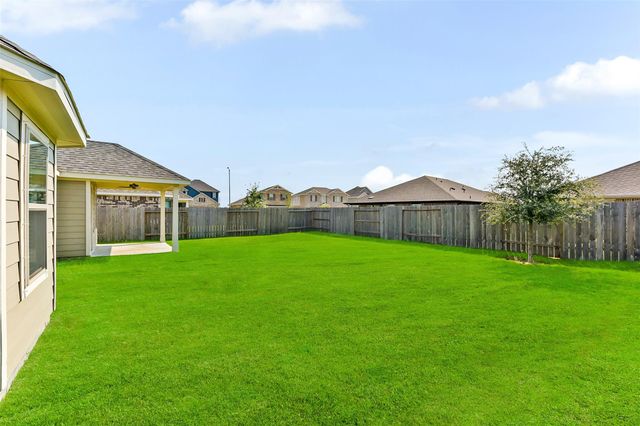 7607 Tramontana Lane, Baytown, TX 77523