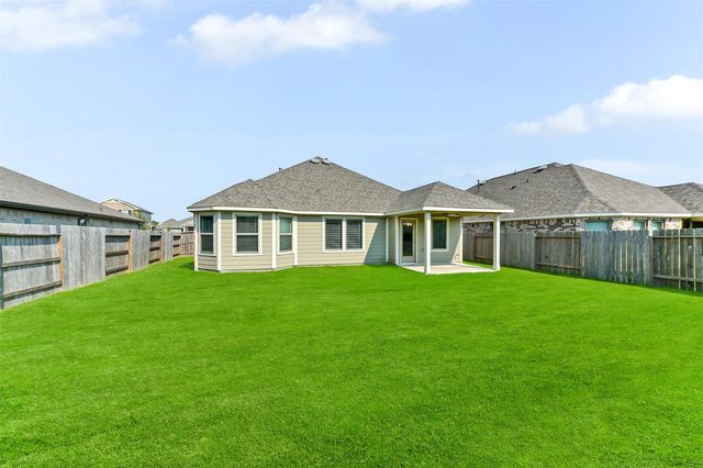 7607 Tramontana Lane, Baytown, TX 77523