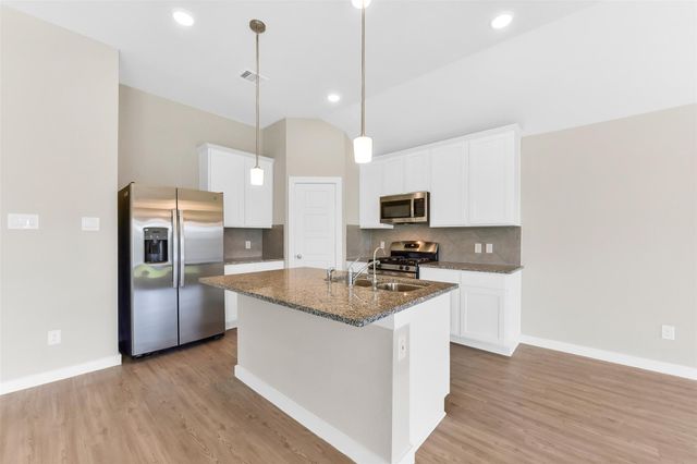 7607 Tramontana Lane, Baytown, TX 77523