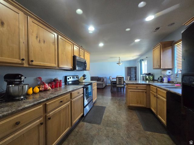 876 W 210 S, Spanish Fork, UT 84660