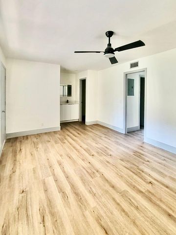 892 High Point Boulevard N C, Delray Beach, FL 33445