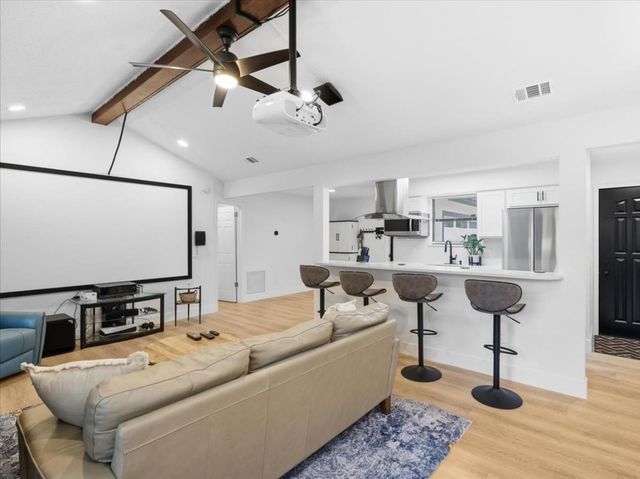 11682 Tyndel Creek Dr, Jacksonville, FL 32223