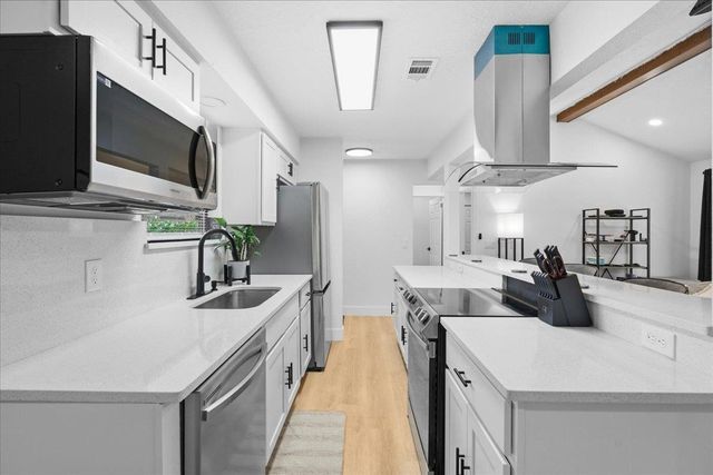 11682 Tyndel Creek Dr, Jacksonville, FL 32223