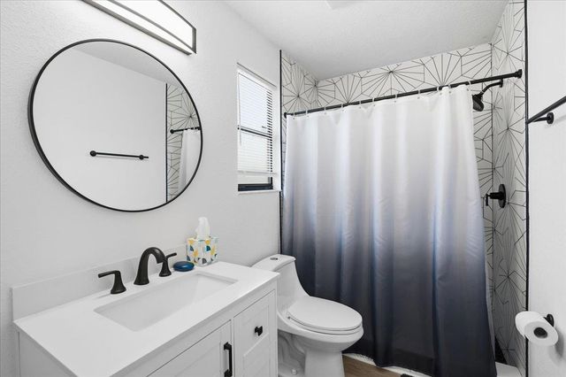 11682 Tyndel Creek Dr, Jacksonville, FL 32223