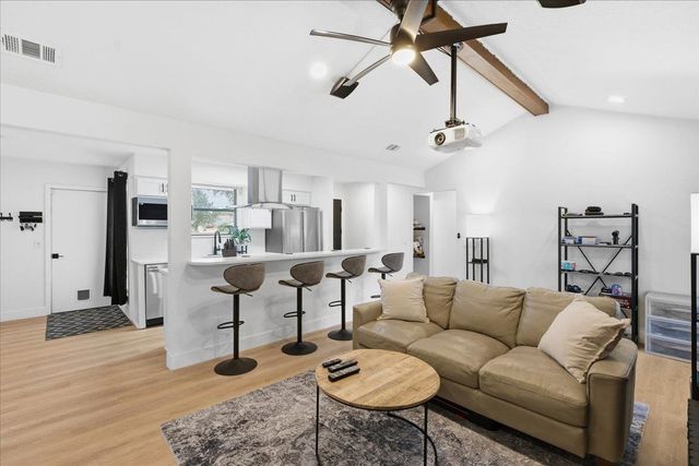 11682 Tyndel Creek Dr, Jacksonville, FL 32223