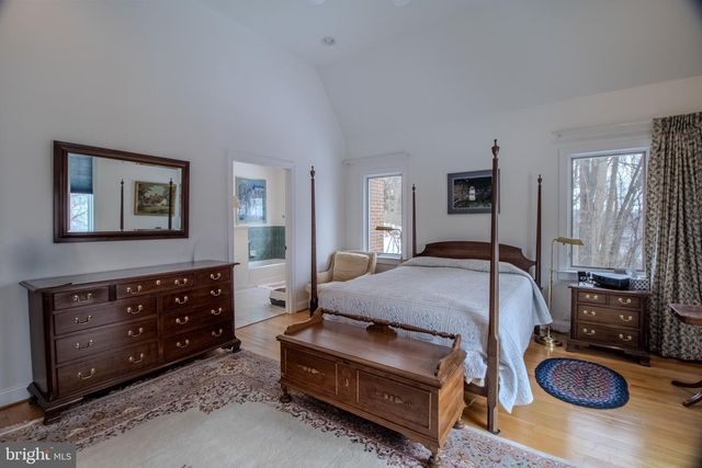 812 STEEPLE CHASE LN, Martinsburg, WV 25404