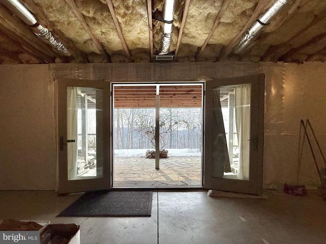 812 STEEPLE CHASE LN, Martinsburg, WV 25404