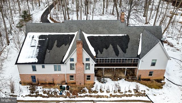 812 STEEPLE CHASE LN, Martinsburg, WV 25404