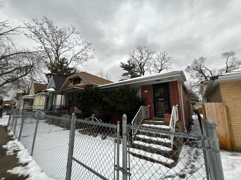 335 W 106th Place, Chicago, IL 60628
