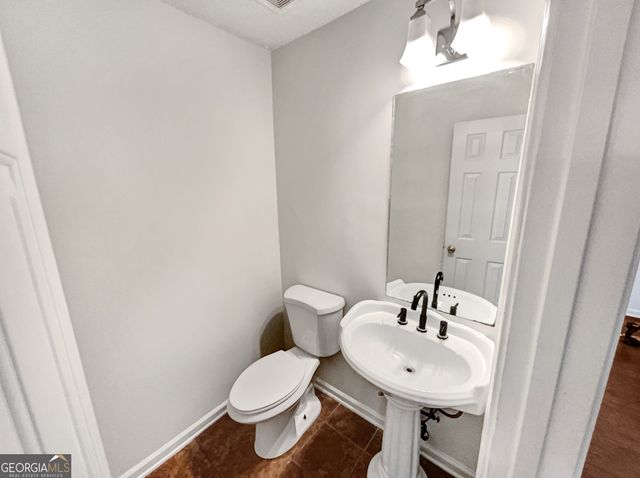 2438 Briar Knoll Road, Lithonia, GA 30058