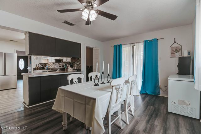 15829 Belmont Drive, Biloxi, MS 39532