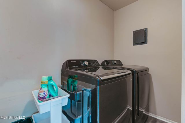 15829 Belmont Drive, Biloxi, MS 39532