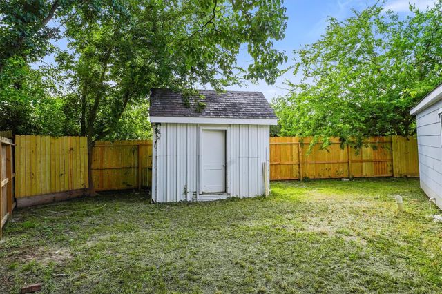 1615 Hiller Street, Houston, TX 77015