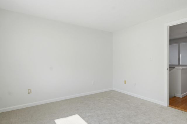 45 Stacey Circle, Windham, NH 03087