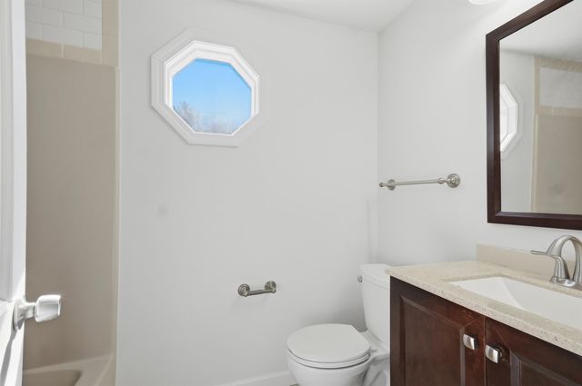 45 Stacey Circle, Windham, NH 03087