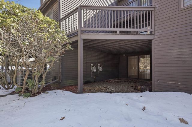 45 Stacey Circle, Windham, NH 03087