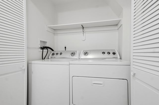 45 Stacey Circle, Windham, NH 03087