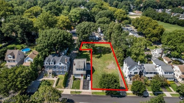 20 Midland Ave, Glen Ridge Boro Twp., NJ 07028