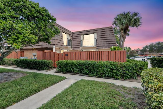 2332 23rd Court 57d, Jupiter, FL 33477