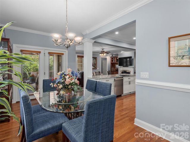 21 Dayflower Drive, Asheville, NC 28803