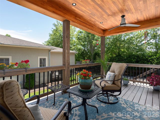 21 Dayflower Drive, Asheville, NC 28803