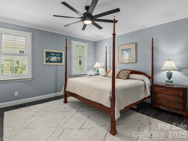 21 Dayflower Drive, Asheville, NC 28803