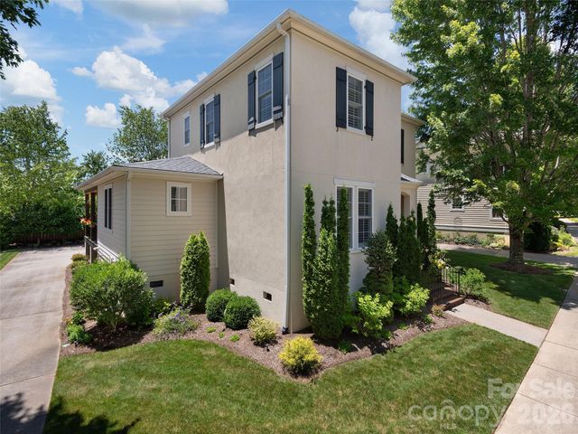 21 Dayflower Drive, Asheville, NC 28803
