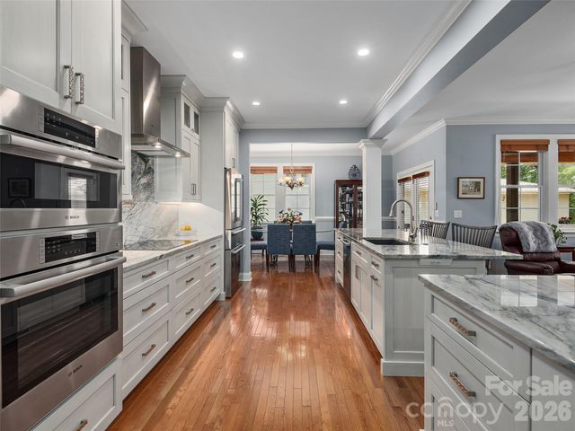 21 Dayflower Drive, Asheville, NC 28803