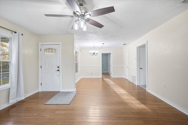 1402 Lawndale, Longview, TX 75604